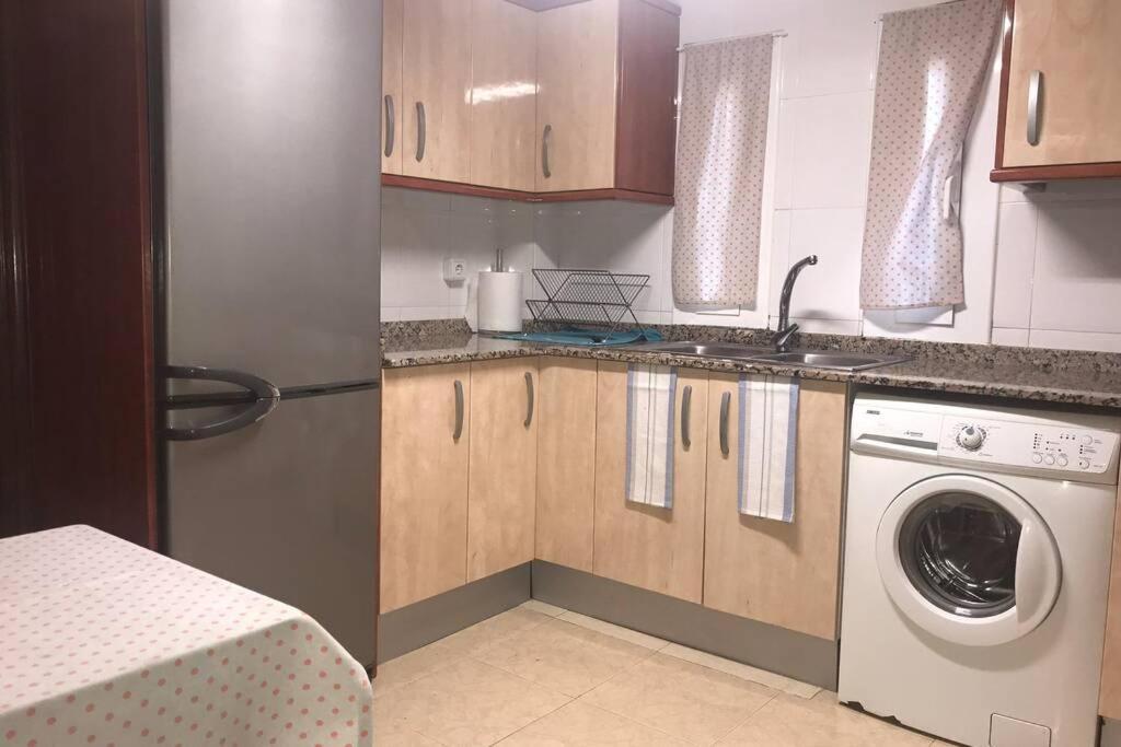 Apartamento En La Playa De Calafell. Barcelona المظهر الخارجي الصورة